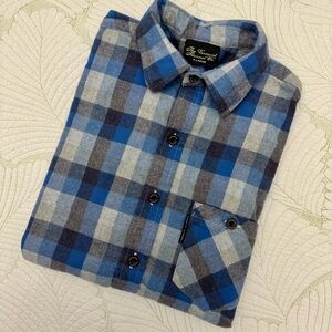 Vermont Flannel Blue and Gray Plaid Men's Shirt- Size XL